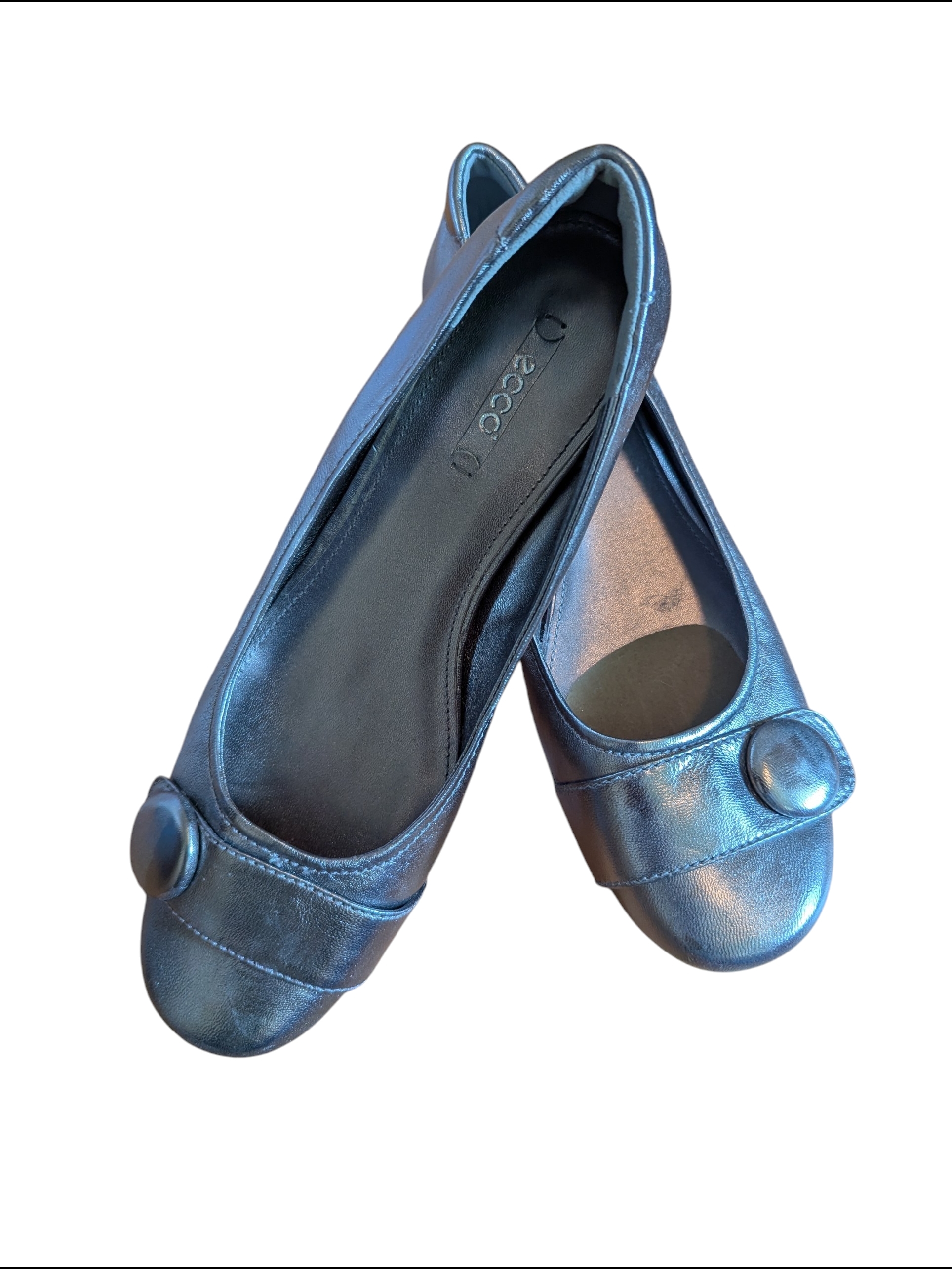 Ecco Metallic Silver Leather Micro Wedge Flats With Button Accent - Size 42